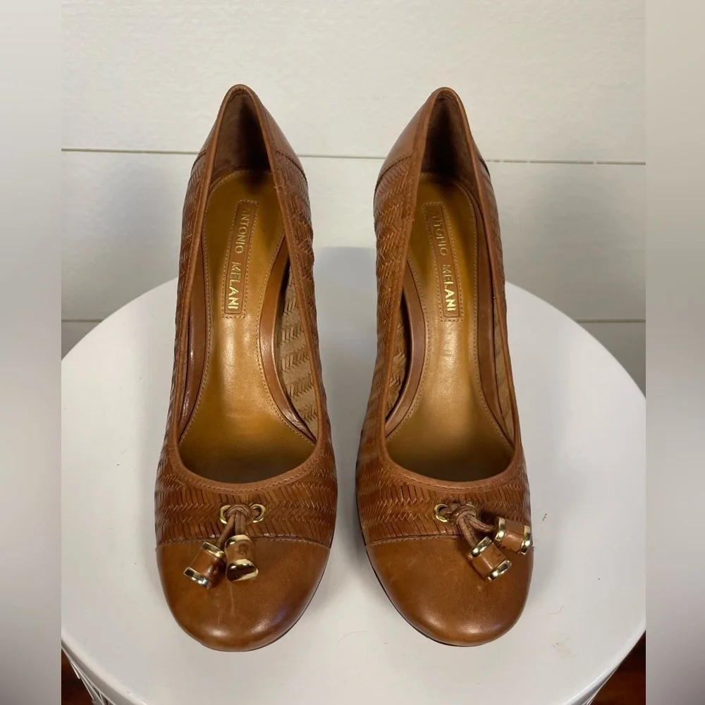 Antonio Brown Leather Heels Size 8.5